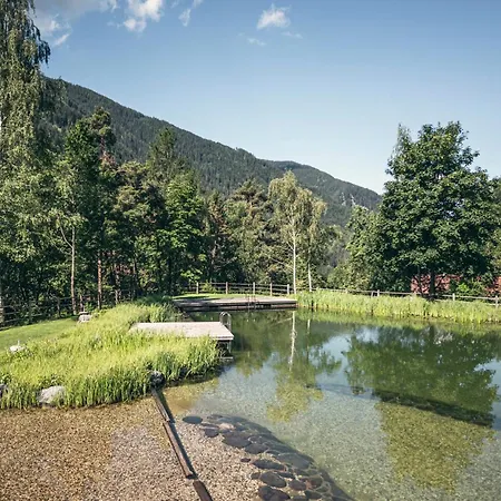 Pardellerhof Лузон